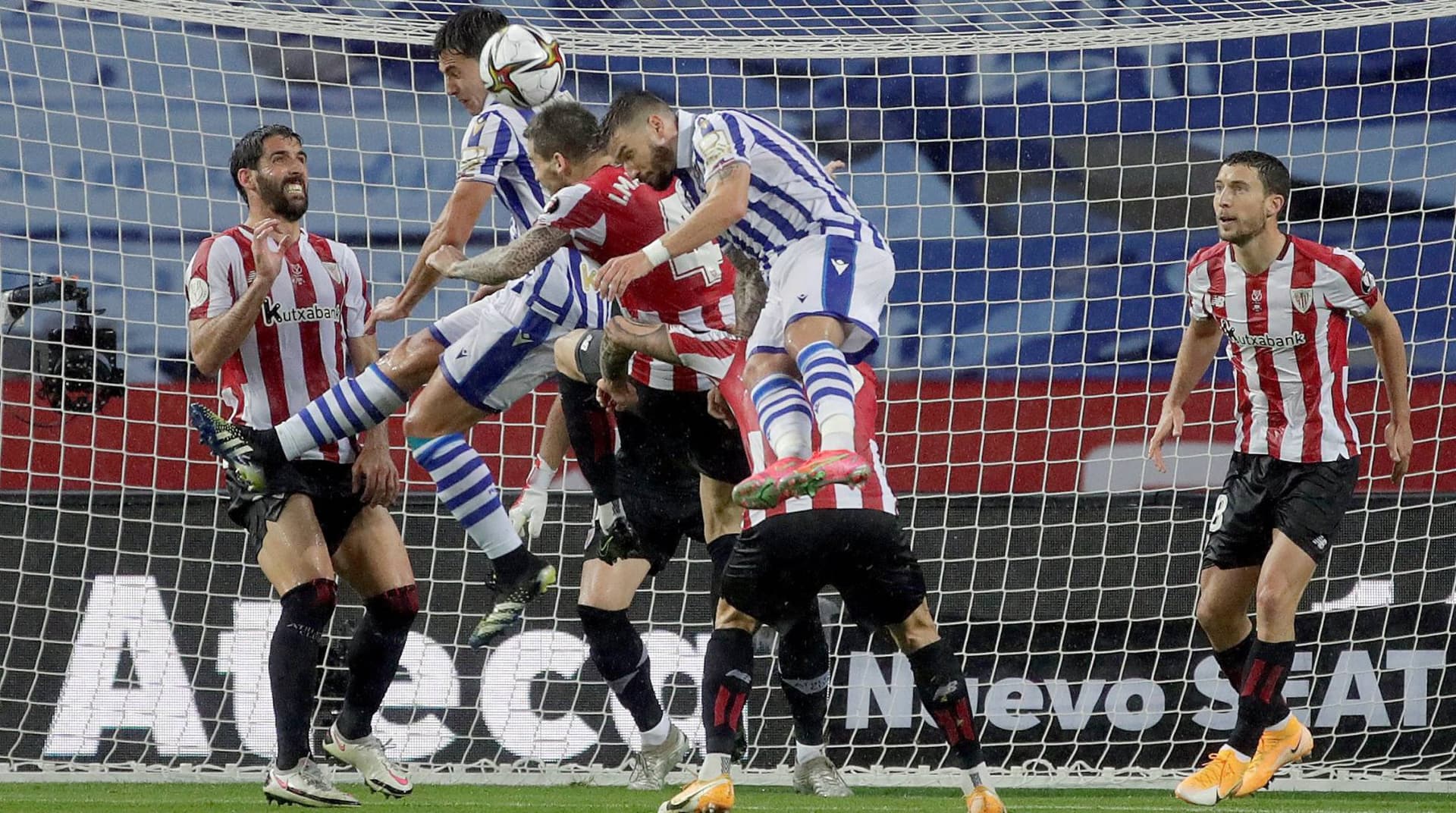 Athletic y Real Sociedad se enfrentan en una nueva edicion del Derby vasco el domingo 20 de febrero a las 21:00 en San Mamés con televisación de a través de Movistar laLiga, canal de pago de Movistar+, también disponible en otras plataformas como Orange.