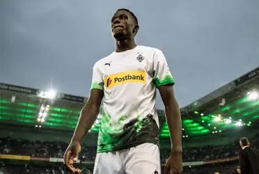 Atlético de Madrid y Barcelona estarían envueltos por la lucha de un mediocentro.