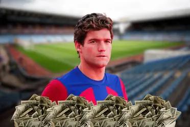 Aún sin ser inscrito, el lateral se está quedando sin lugar en el equipo de Xavi y estaría dispuesto a una regresar a la Premier