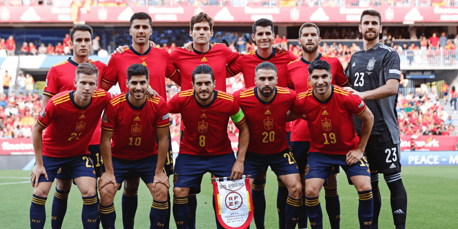 Aunque no arrancó como titular ante República Checa, demuestra que es mejor que su competencia interna en la Roja