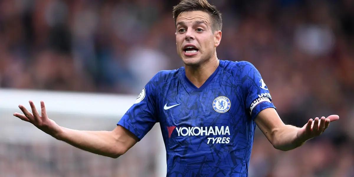 Azpilicueta habló con el Barcelona para firmar a partir de junio pero el Cholo lo quire en su equipo.