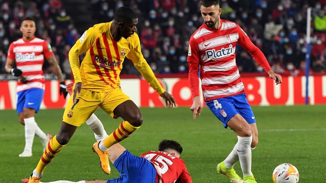 Barcelona empató con Granada y se aleja de la Champions League.