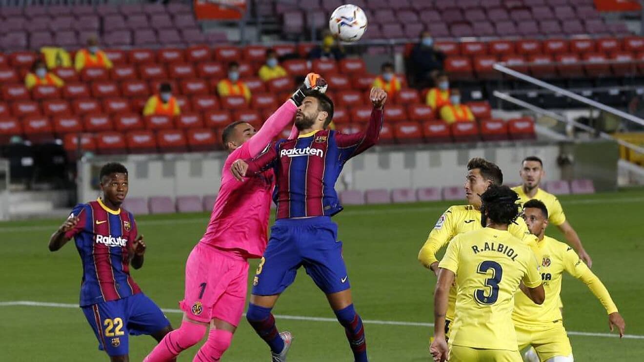 Barcelona y Villarreal chocan esta tarde por la sexta jornada de LaLiga Santander en el Camp Nou en lo que seguro será uno de los partidos más importantes de la jornada. A continuación se mostrarán los jugadores más relevantes de la historia que pasaron por ambos clubes.