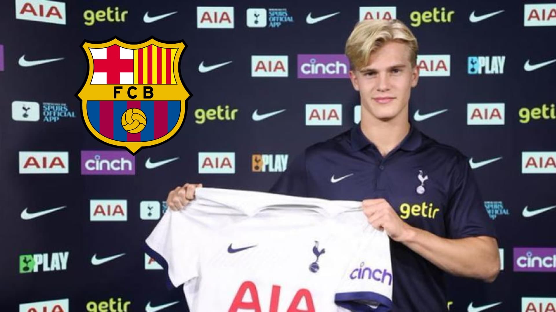 Bergvall en la presentación con el Tottenham