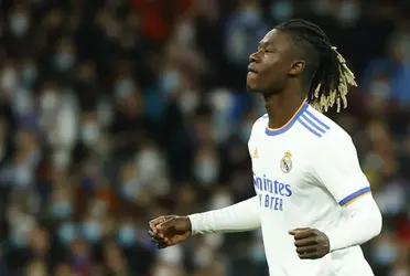 Camavinga fue clave en el Real Madrid ante el Manchester City para llegar a la final de la Champions League. Con tan solo 19 años, su proyección futbolística es inconmensurable y su duro pasado hizo más fuerte, hoy lo valora todo Madrid.