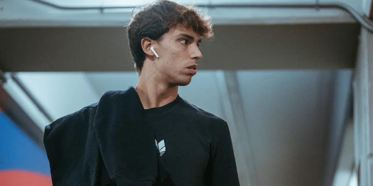 Camino a la importante rotación que necesitará Xavi, el FC Barcelona tendrá caras nuevas desde el arranque