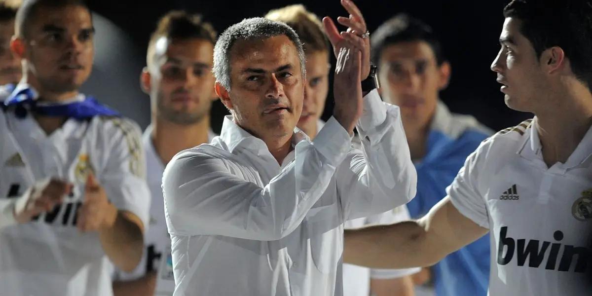 Campeón con el Madrid y hoy que no tiene club, mira el nuevo trabajo de Mourinho