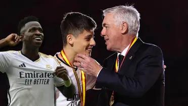 Carlo Ancelotti, Arda Guler y Vinicius Junior del Real Madrid