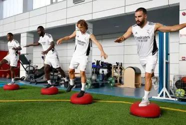 Carlo Ancelotti dio a conocer hoy a los jugadores que estarán disponibles para el partido contra Real Betis como visitante.