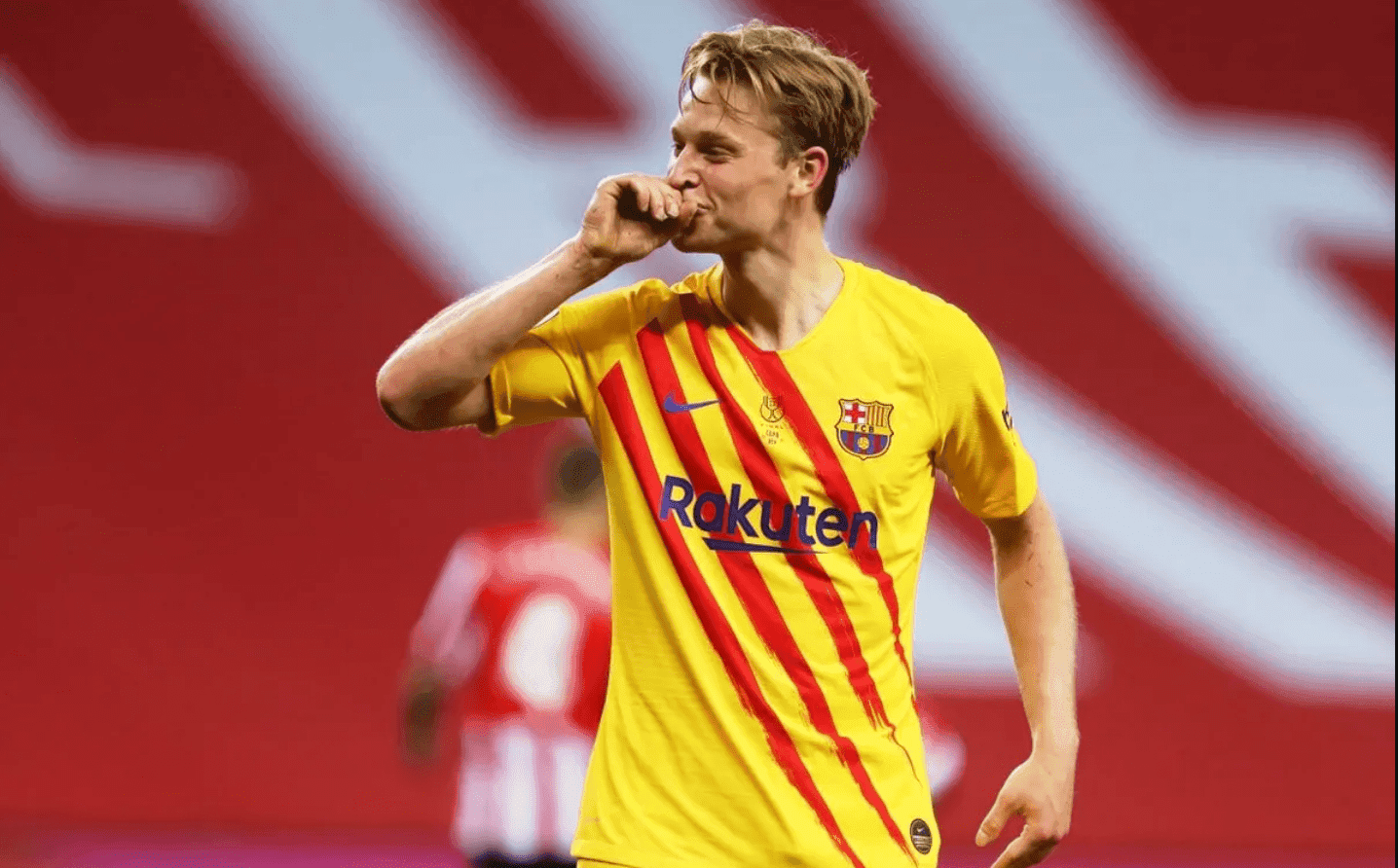 Chelsea podría hacer una oferta de 100 millones de euros en todo concepto para llevarse de Frenkie De Jong del Barcelona.
