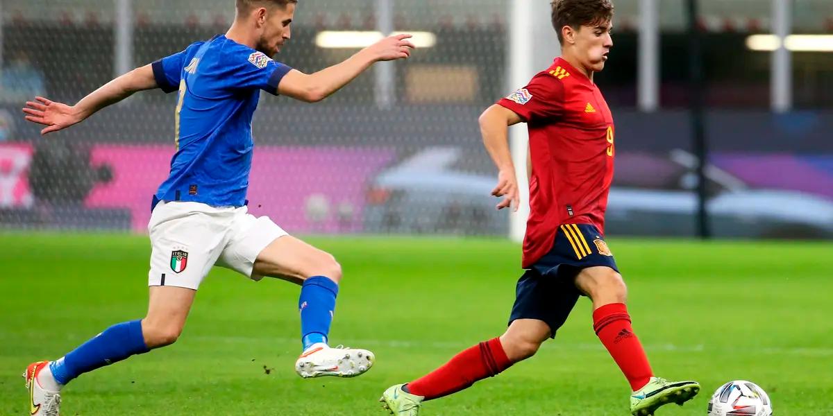 Con 17 años y 62 días, el canterano del Barça rompe contra Italia un récord de 1936 que tenía Zubieta. De manera increible, el futuro de este niño da que hablar y ahora solo queda ver como le irá.