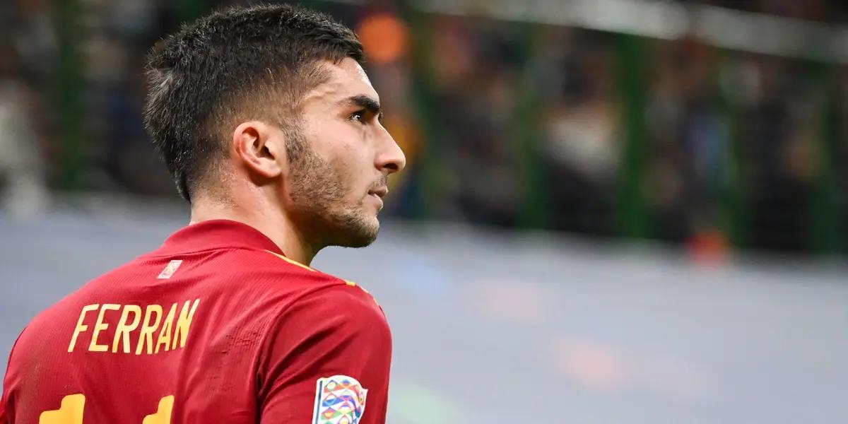 Consciente de que no podrán abonar el dinero que exije el Manchester City por el delantero español, el FC Barcelona ya se prepara para ofrecer al cuadro inglés a Coutinho, Umtiti, Lenglet, Mingueza y otros jugadores para meterlos en la negociación por el atacante.