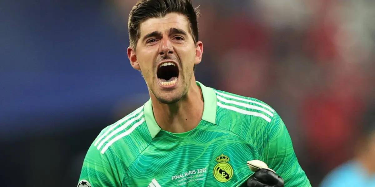 Courtois con la camiseta del Real Madrid en la final de Champions del 2022
