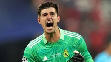 Courtois con la camiseta del Real Madrid en la final de Champions del 2022