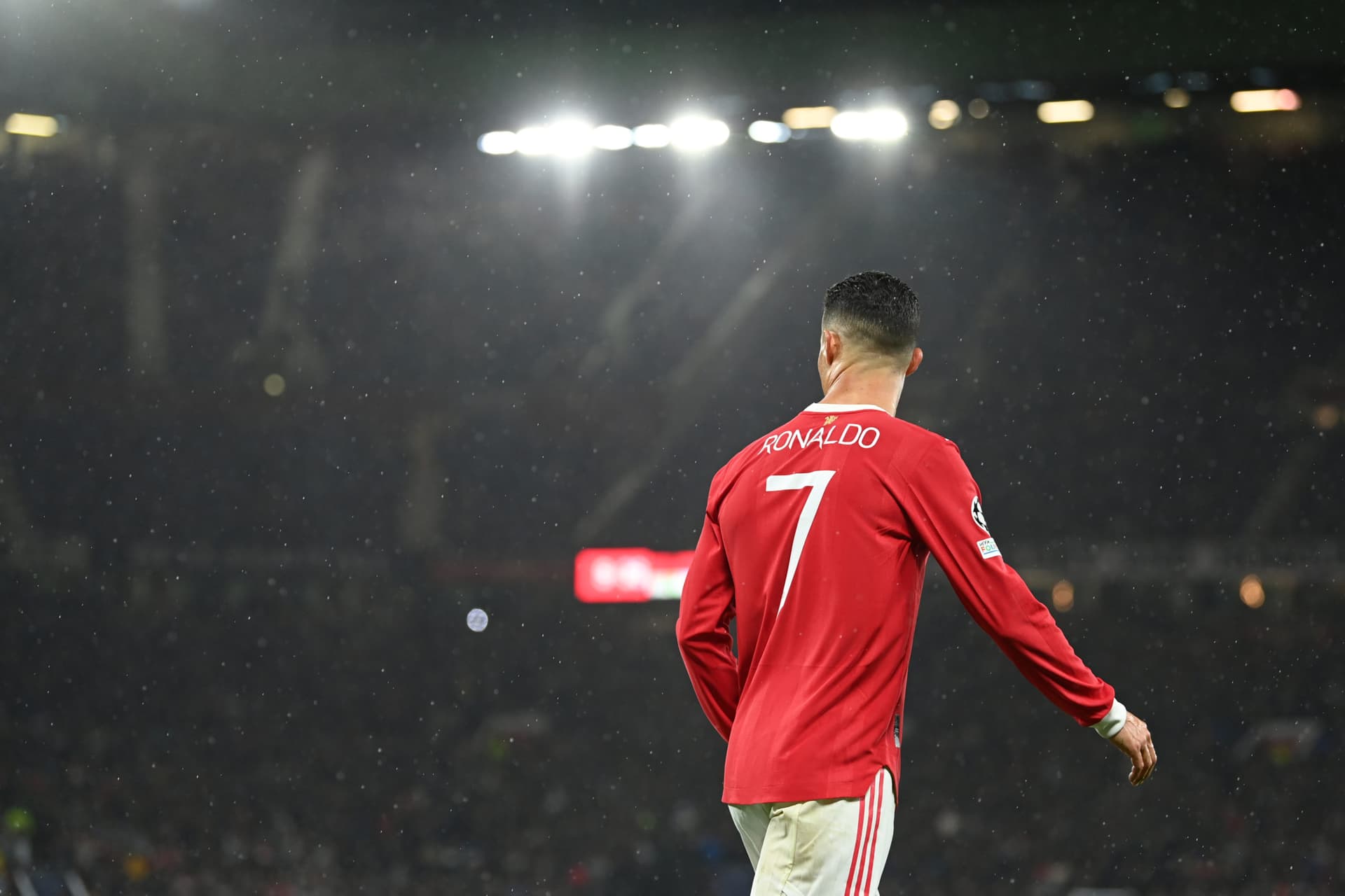 CR7 arrancó desde el banco en el duelo entre Manchester United y Everton pero su ingreso significó la ruptura de otro récord para el portugués. A sus 36 años no para de demostrar porque es de los mejores del mundo.