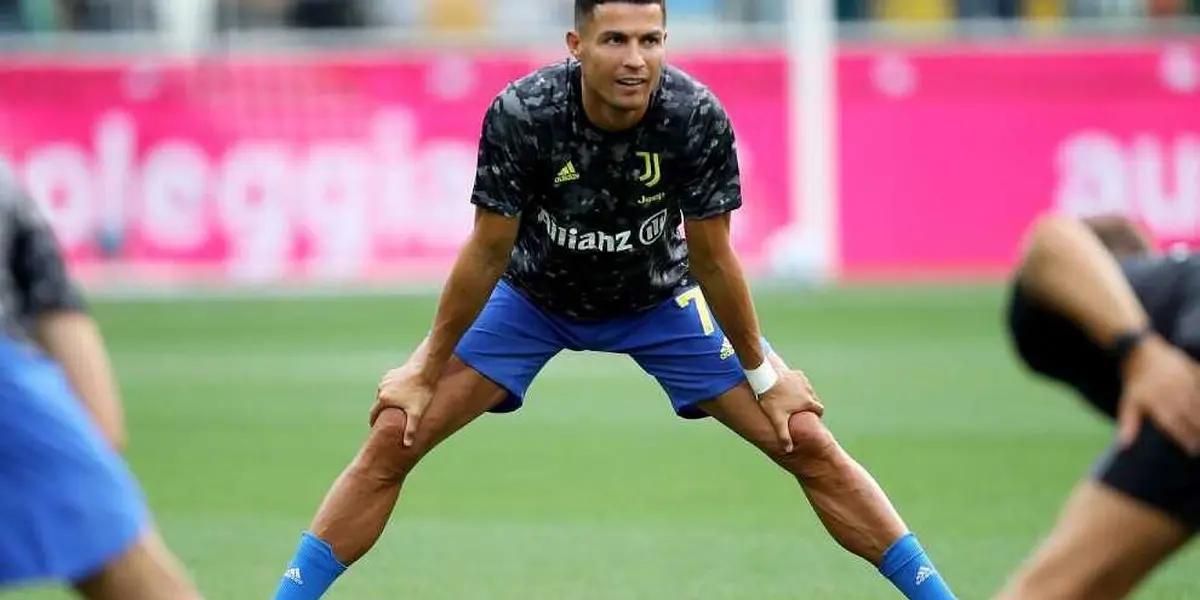 Cristiano Ronaldo define por estas horas su futuro, que será lejos de Juventus. Símbolo del Manchester United, el City acercó una oferta para quedar cuando pidió no ser incluido en el once se con sus servicios. Ya una vez negó esa posibilidad.