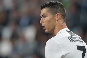 Cristiano Ronaldo con un pie mas afuera que adentro con la Juventus, fue al banquillo este fin de semana, y los rumores sobre su salida fueron en subida. A pesar de todo, el tecnico del equipo salió a aclarar la situación.