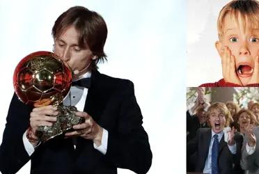 Dejó la humildad de lado y se lució con sus compañeros de equipo.