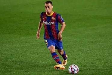 Dest tendría ofertas de equipos de la Champions y podría irse del Barcelona.