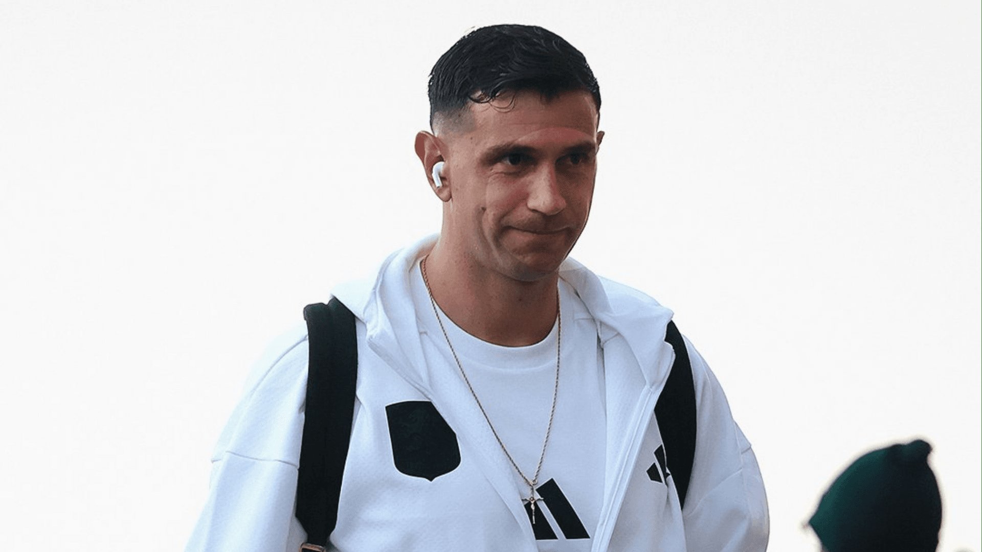 Dibu Martínez. Foto: redes de Aston Villa.