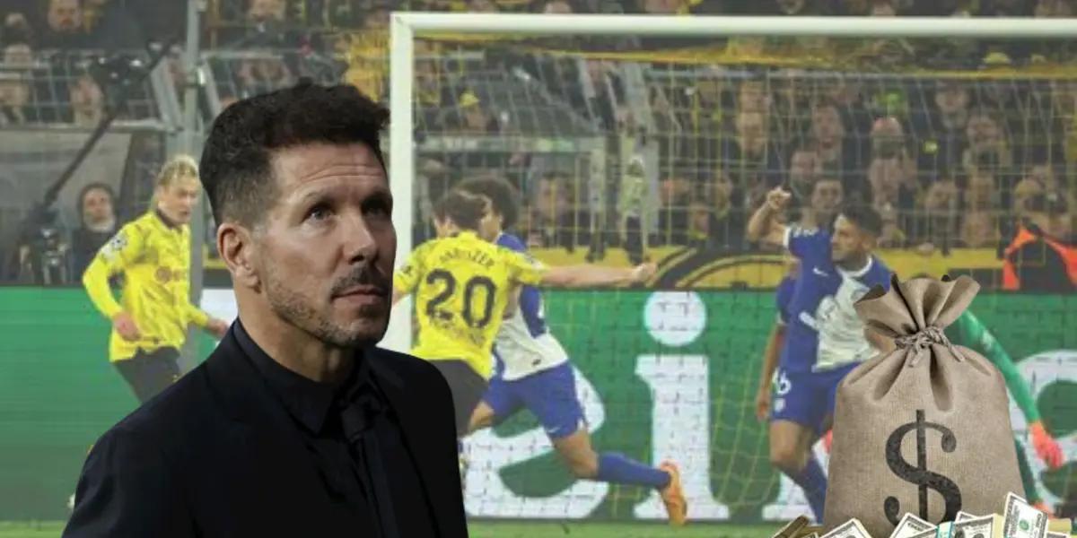 Diego Simeone serio. De fondo, partido Atlético Madrid-Borussia Dortmund y un bolsón de dinero.