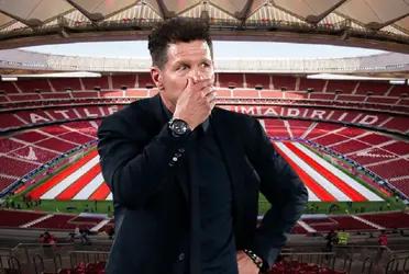 Diego Simeone sigue esperando y no tuvo inconvenientes en hacerle un pedido a los dirigentes delante de todos