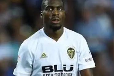 Diego Simeone ante un fichaje top pero que acarrea un grave problema.