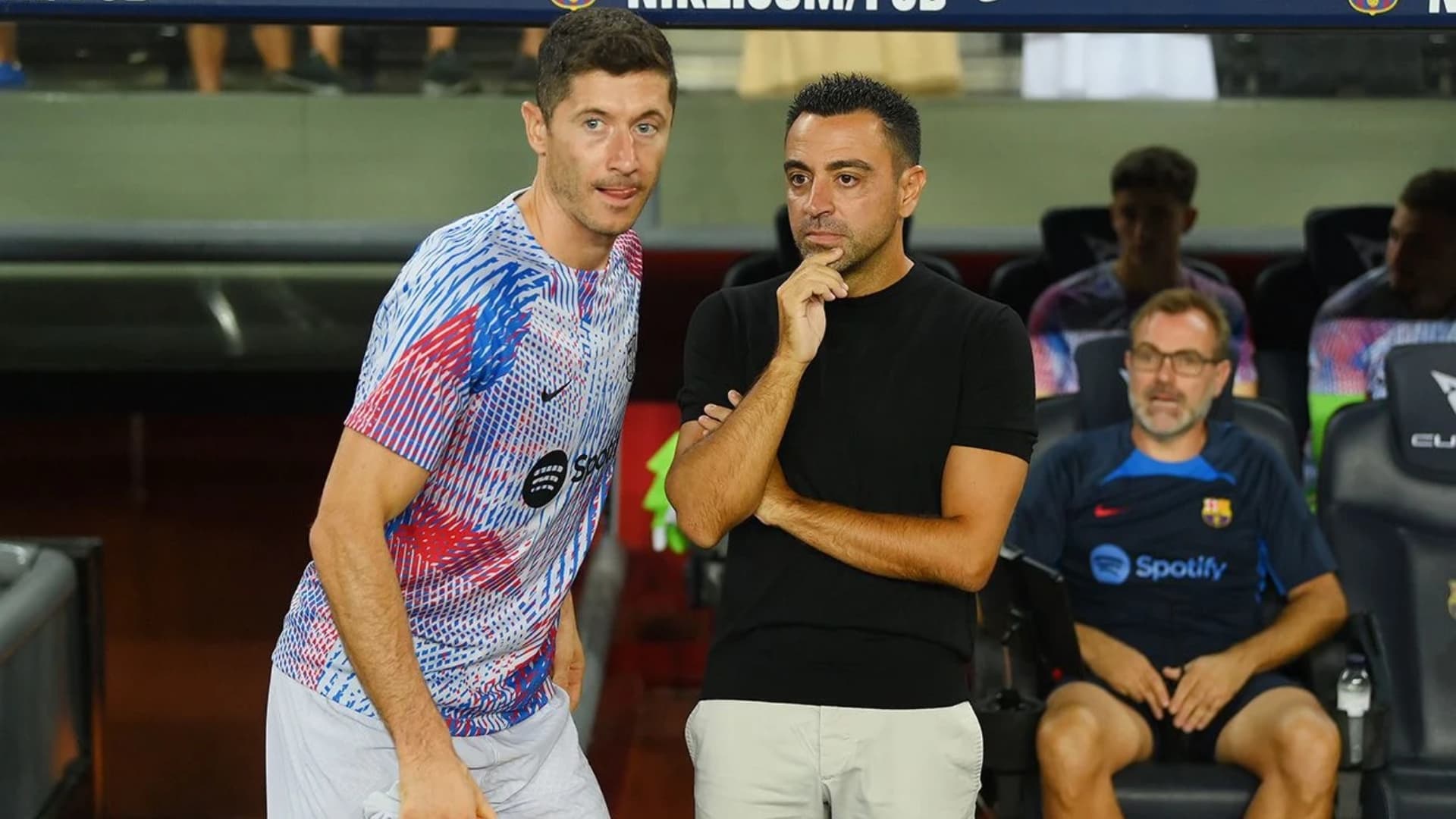Dijeron que se peleó con Lewandowski, mira por qué Xavi lo cambió ante el Betis