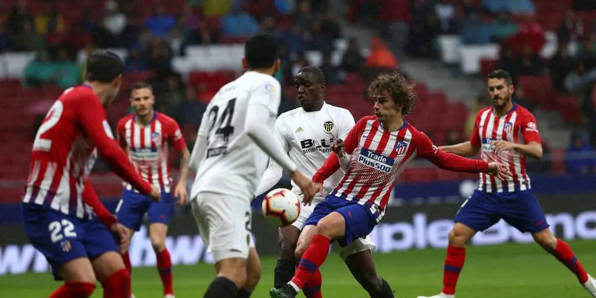 Dos grandes instituciónes que compartieron grandisimos jugadores. A continuación se mostrarán los jugadores más relevantes que pasaron por ambos clubes.