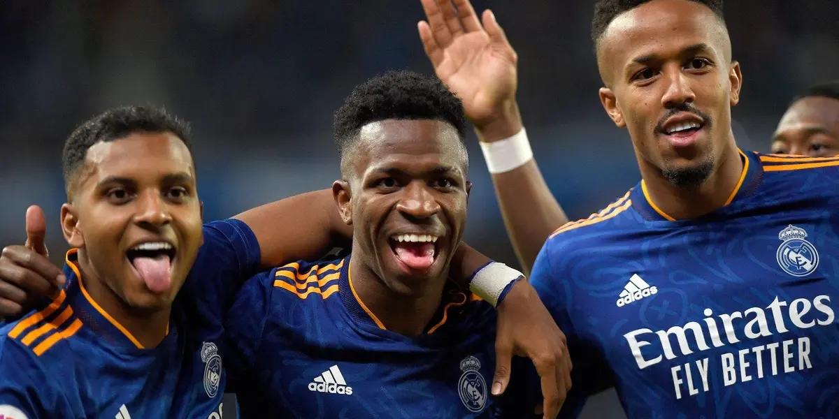 Dos de los futbolistas del Real Madrid, consiguieron el doble pasaporte y liberaron todas las fichas de extranjeros en el club merengue.