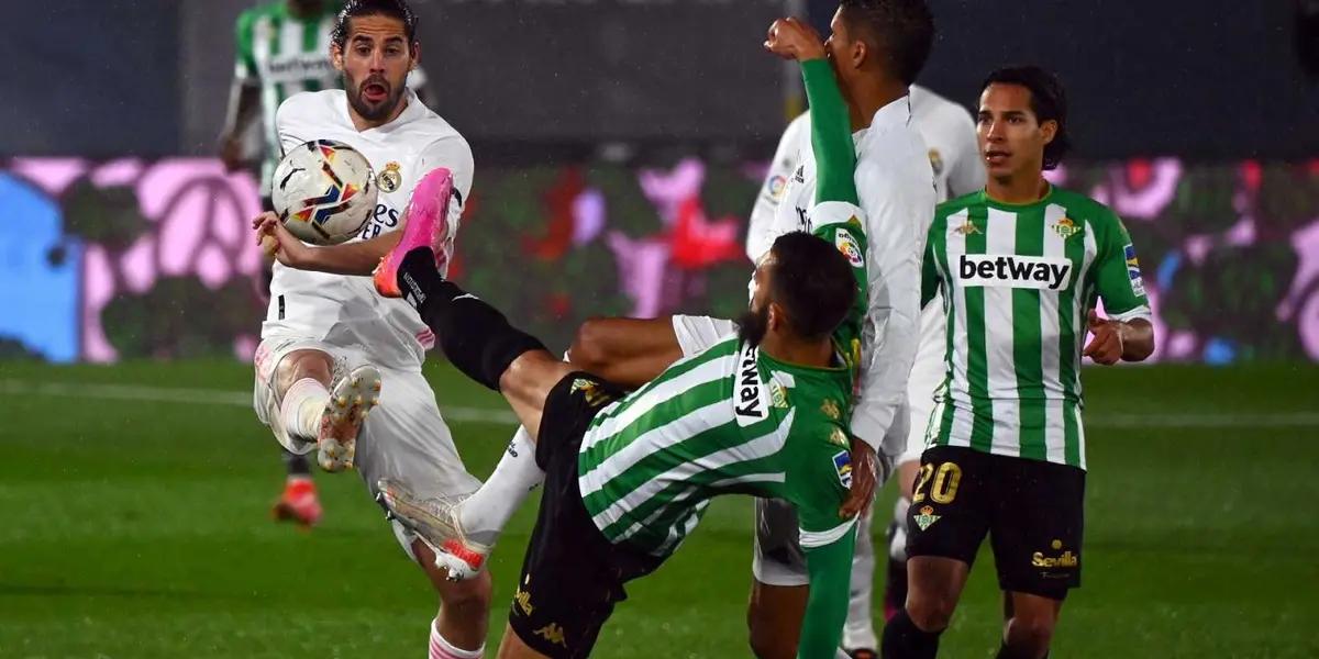 Duelo de campeones en el Santiago Bernabéu, el campeón de La Liga Real Madrid recibe al campeón de la Copa del Rey, Real Betis en el último partido de La Liga para ellos. A continuación, las novedades de los equipos.