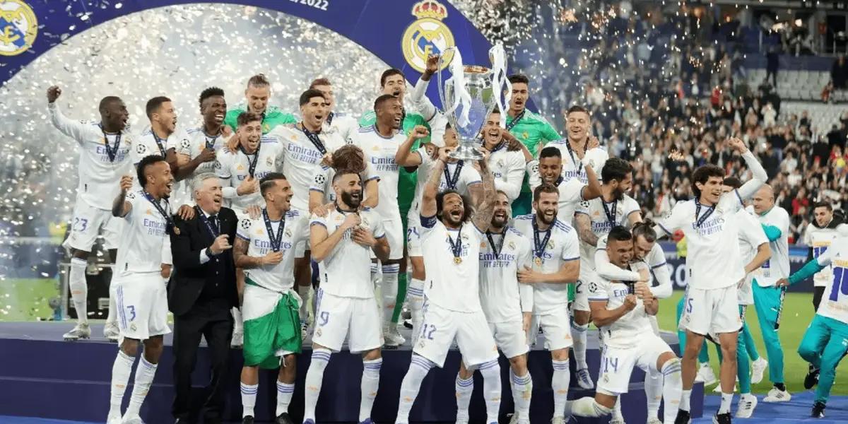 Durante el campeonato merengue en la ACB, un personaje del Rey de Europa fue captado por las cámaras y demostró su cariño por el club