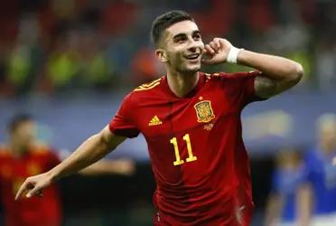 El actual futbolista de Manchester City estuvo siempre en el radar de los dos grandes de España. En el caso del Real Madrid, hasta inclusive visitó las instalaciones merengues. Pero los rechazó.