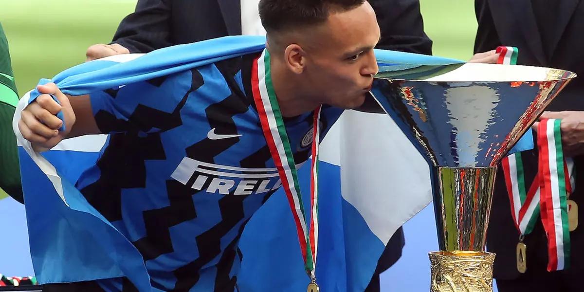 El actual jugador del Inter, Lautaro Martínez , es la joya de 23 años que cada día parece estar mas lejos de Italia y uno de sus perseguidores mas directo es el Atlético Madrid del Cholo Simeone.