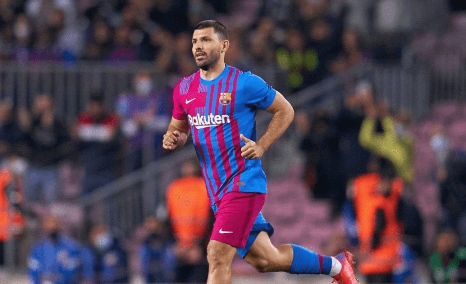 El argentino recien llegado al equipo catalán esta volviendo de su lesión tras un mes inactivo y ya abrió su cuenta de goles este finde semana en la derrota de su equipo frente al Real Madrid. Uno de los jugadores más caros de la plantilla inicio con buen pie ¿Podrá mantenerse así?