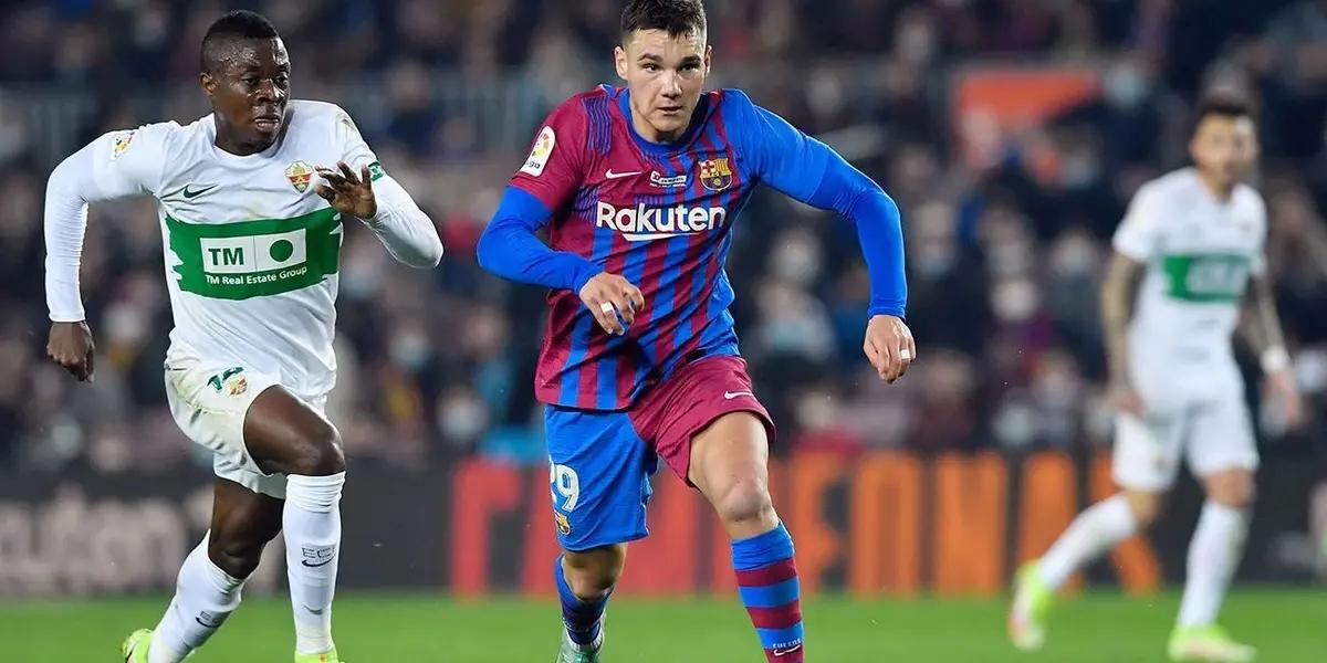 El ariete del Barcelona "B" es parte del proyecto del Villarreal para la próxima temporada. El conjunto catalán ya ha tasado a su atacante, por el que espera obtener 5 millones de euros.