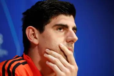 El arquero del Real Madrid fue durísimo con el asistente de video.