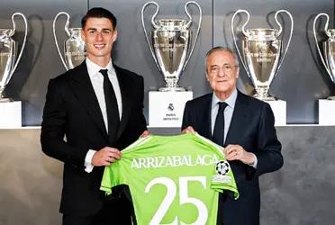 El arquero español llega como el reemplazo de Thibaut Courtois.