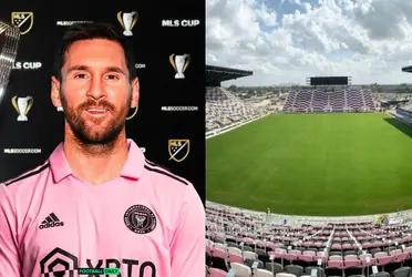 El astro argentino conoció por primera vez el campo de su nuevo equipo.