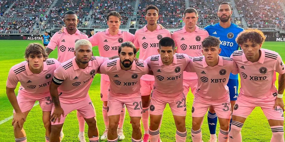 El astro argentino recibió la negativa de uno de los arqueros suplentes.