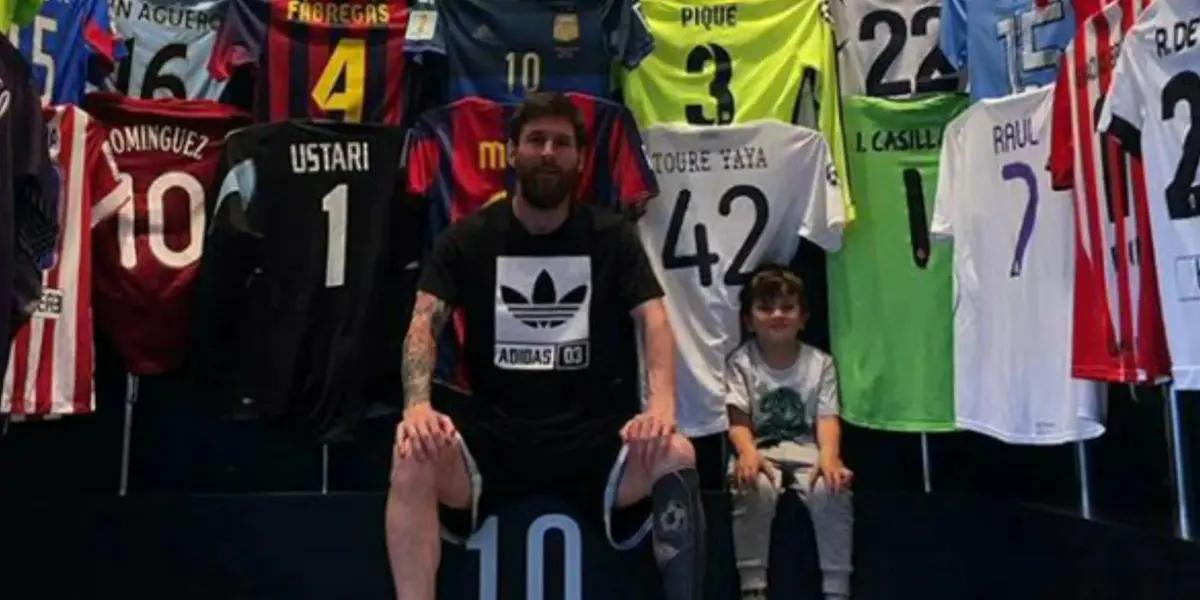 El astro argentino tiene una colección inmensa de camisetas de varias figuras, pero terminó sorprendiendo con una muy particular