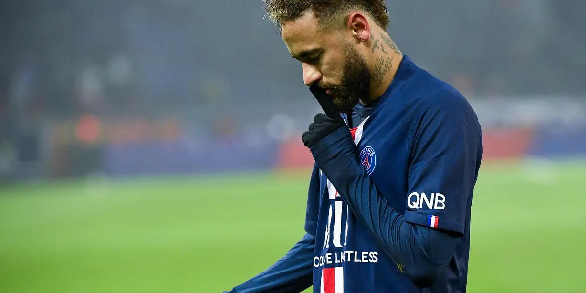 El atacante brasilero contrademando al club blaugrana.