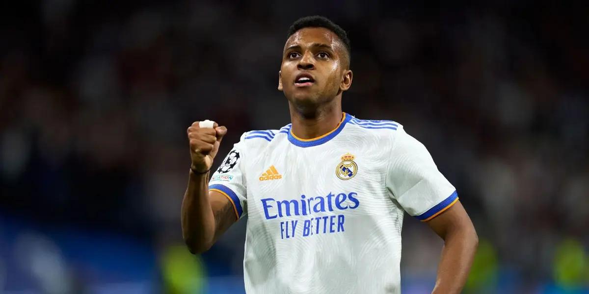 El atacante del Real Madrid bloqueó a sus agentes en WhatsApp, despedirlos podría ser muy costoso.