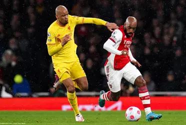 El atacante francés del Arsenal de la Premier League, está dispuesto a todo para arribar al Real Betis. Detalles de las señales que brinda el futbolista.