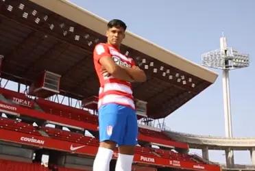 El atacante uruguayo Matías Arezo, actualmente en Granada, es una de las grandes promesas del fútbol de su país. Apuntado como "el nuevo Luis Suárez" por la prensa, el delantero es seguido de cerca por Diego Pablo Simeone para su Atlético Madrid.