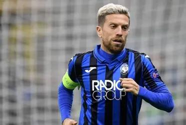 El Atlético de Madrid intentará el fichaje del Papu Gómez en enero.