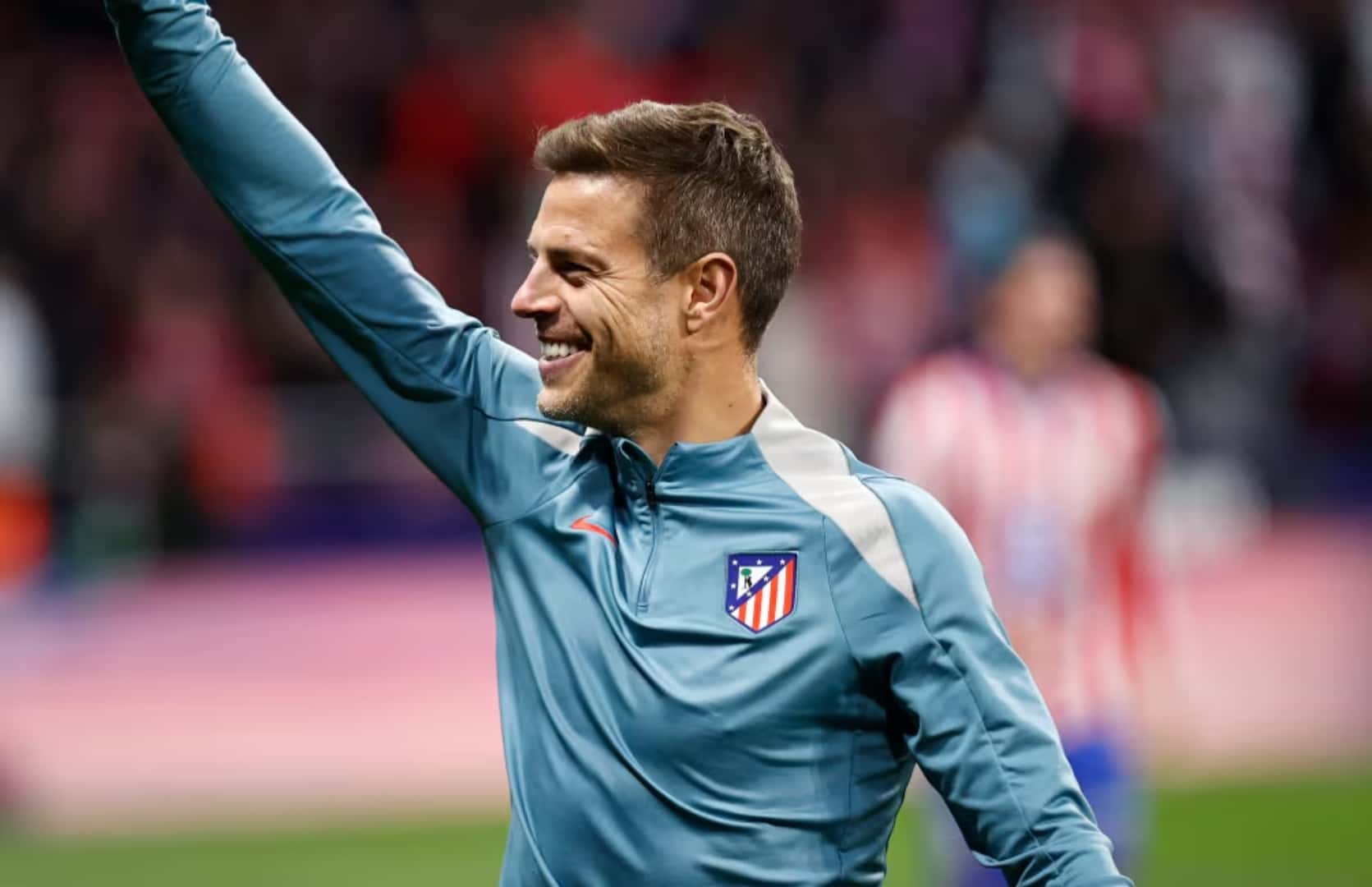 El Atlético de Madrid subió una foto de Azpilicueta con su mano saludando haciendo referencia a la manita del Barcelona contra el Madrid