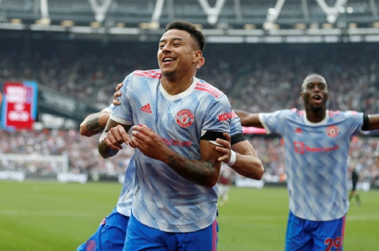 El Barcelona está buscando poder reforzarse en el ataque. Y es por eso que apuntaría nuevamente a Lingard. El delantero del Manchester United no está teniendo protagonismo y acaba contrato en junio. Detalle de las primeras conversaciones.