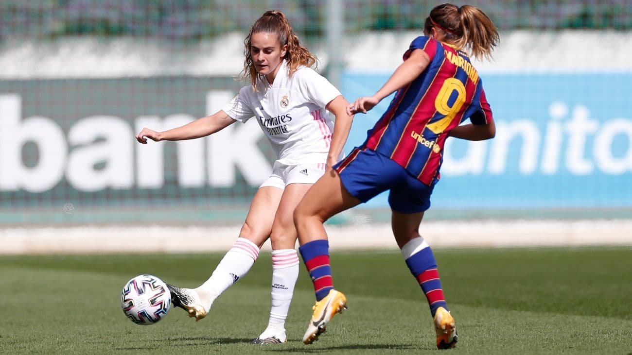 El Barcelona - Real Madrid, partido de la jornada 24 de la Liga Iberdrola, se jugará el domingo 13 de marzo desde las 12:00 horas con televisación de BarçaTV, La 1 TVE, RTVE.es y TV3.