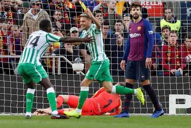 El Betis Deportivo Balompié recibe al Barcelona Fútbol Club hoy desde las 21.00 por la 35° jornada de La Liga Santander.